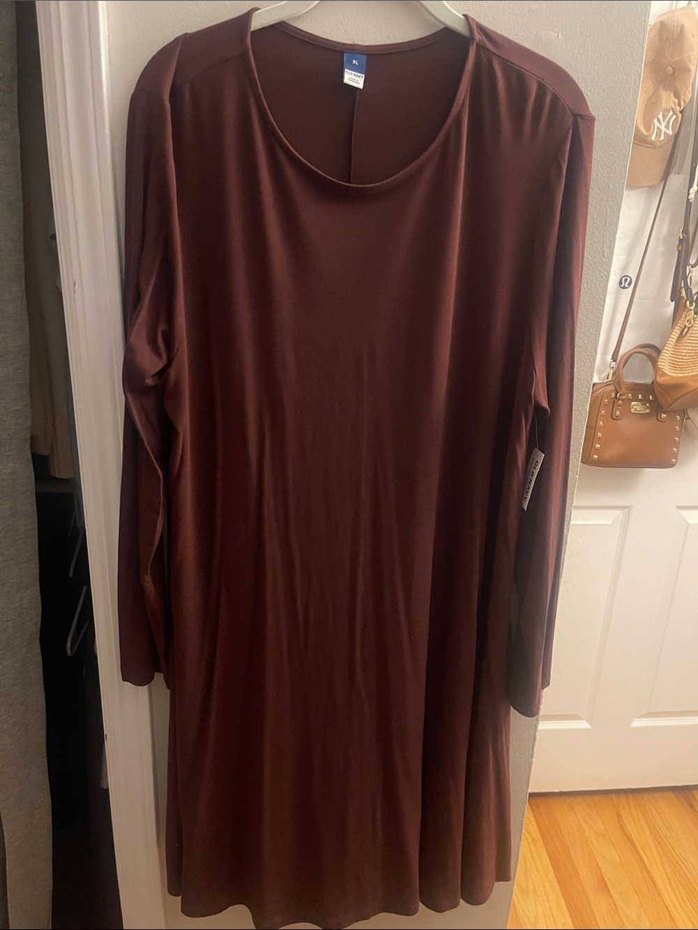Old Navy Long Sleeve Midi Dress in Rich Brown